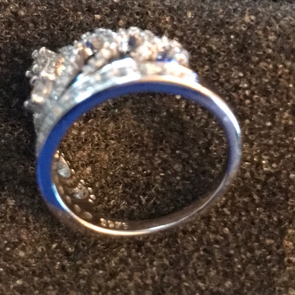 Ladies Queens Crown Costume Jewelry, Brand New - Picture 4 of 4